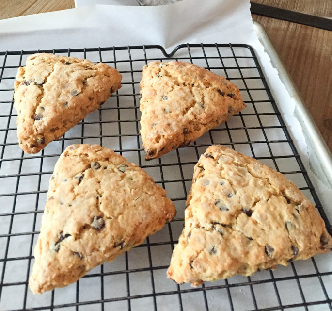 Easy Chocolate Chip Scones