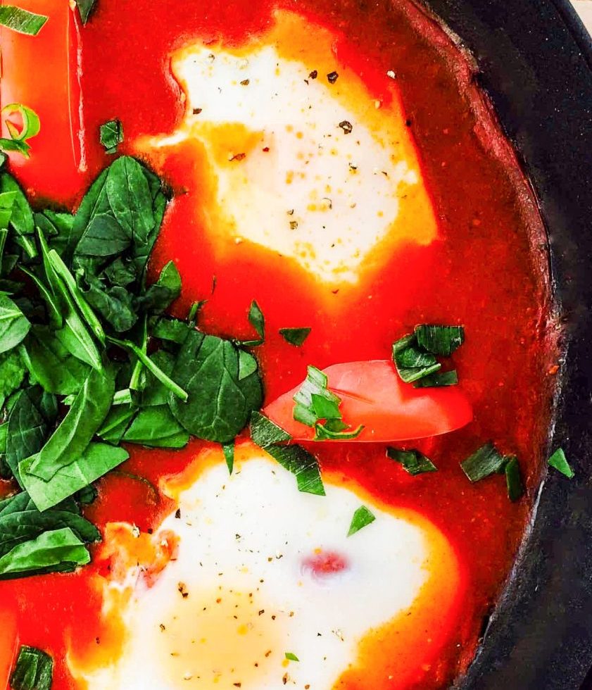 Low-FODMAP-Egg-Shakshuka-with-Toast-1080x1620