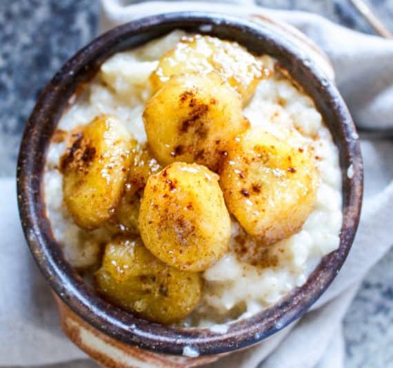 Low-FODMAP-Porridge-with-caramelised-banana-570x855